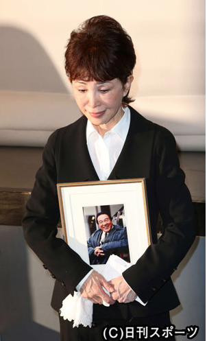 うつみ宮土理から夫、愛川欽也へ初の肉声「一番愛した人」