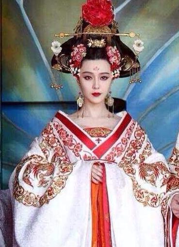 カンヌ映画祭に続々と登場する中国女優、「作品も持たず、目立ちたいだけのケースも」