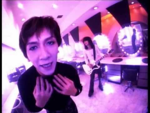 Love Communication / THE YELLOW MONKEY - YouTube
