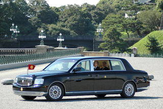 いつか乗ってみたい車はなんですか？