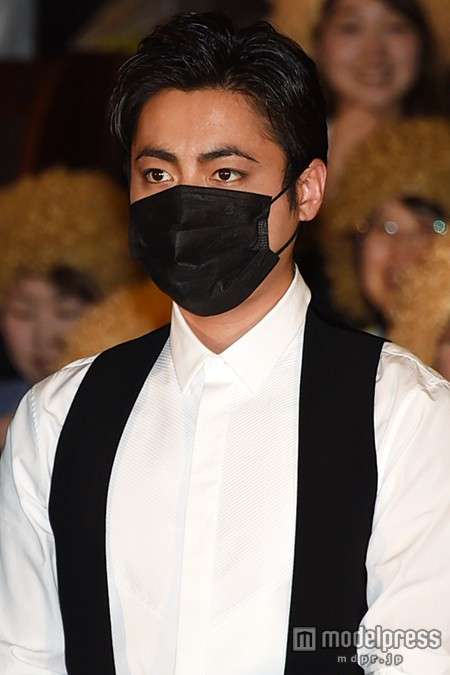山田孝之、ざわちんの