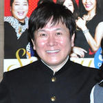 【微閲覧注意？】裸・半裸・キラキラおめめ…超越した自撮りセンスを誇る男性 「ちょっと整形しただけ」と主張