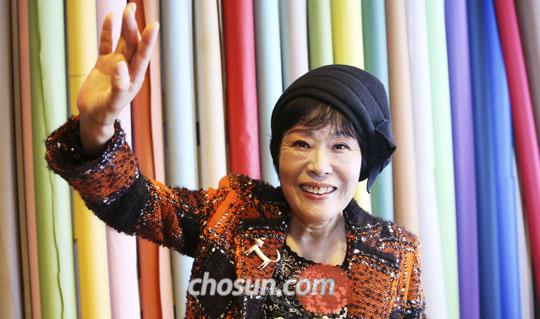 在日女優の李麗仙「保険の恩恵を受けるため日本国籍だが、心までは日本に渡していない。血とはそういうもの」