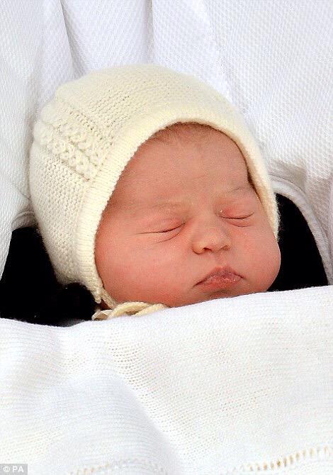 【速報】イギリス王室ウィリアム夫妻の第2子の名前は「シャーロット・エリザベス・ダイアナ」