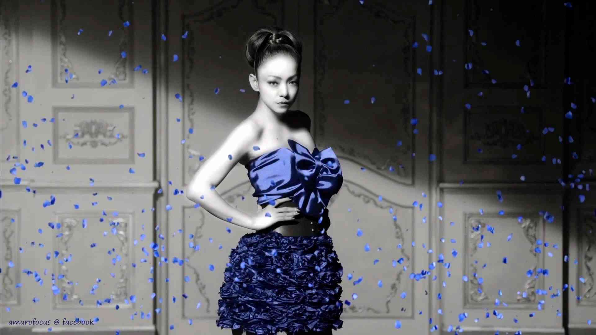 安室奈美恵がスリット入りロングドレスで大人なダンス。新作『Stranger』のMVを公開。