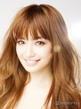 平子理沙、ツヤ美肌を持続する必須のケアとは 美の秘密を告白