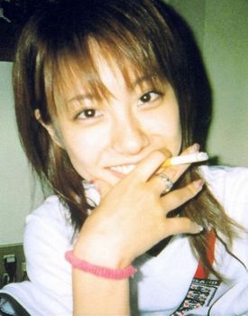 加護亜依DV被害の後は借金地獄？夫から逃れても続くイバラの道