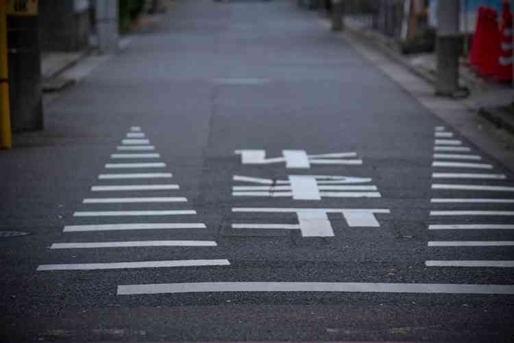『道路族』ですが何か？ 子供を道路遊びさせる親たちの主張5選 | パピマミ