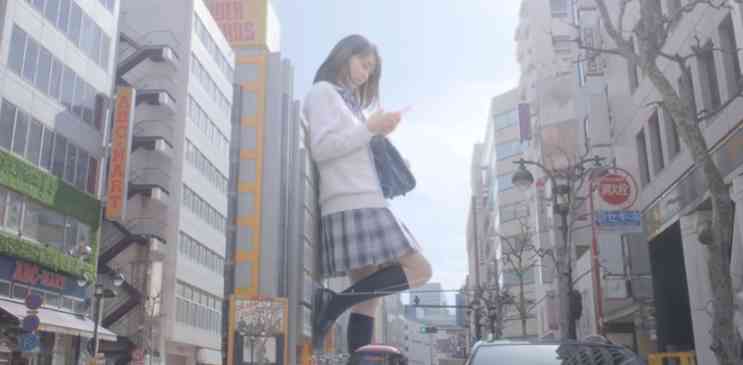ZIP!で「東巨女子」という女子高生を巨大化させ世界に発信するプロジェクトが紹介される