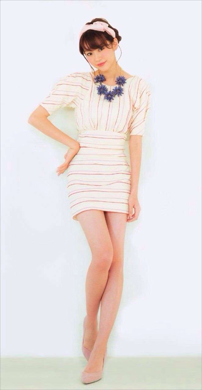 桐谷美玲、25歳の制服姿は「ギリアウト」