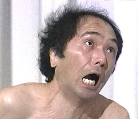 デリバリーピザはよく頼みますか?