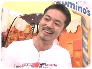 デリバリーピザはよく頼みますか?