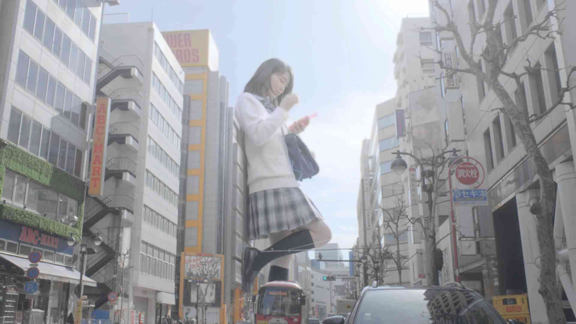 TOKYO GIGANTIC GIRLS ”JK” / 東巨女子「JK」篇 - YouTube