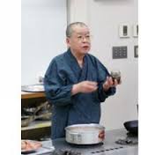 料理に文句ばかり言う夫