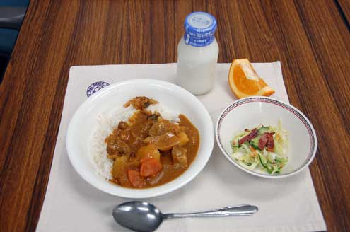 通ってた学校の給食は美味しかったですか？