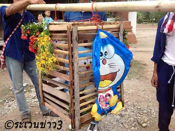 干ばつのタイで「ドラえもん」の雨乞いの儀式、動物虐待で本物のネコは使えず｜タイランドハイパーリンクス