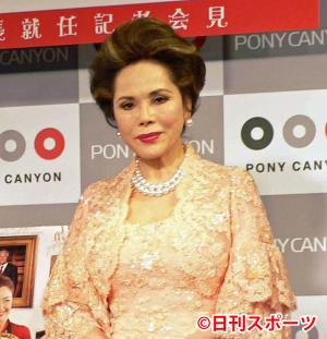 デヴィ夫人、号泣の熊切をチクリ「同情を買うため」 : 日刊スポーツ