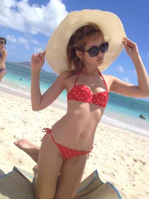 目が離せない！ どんどん美しくなっていく紗栄子さんの色っぽbody