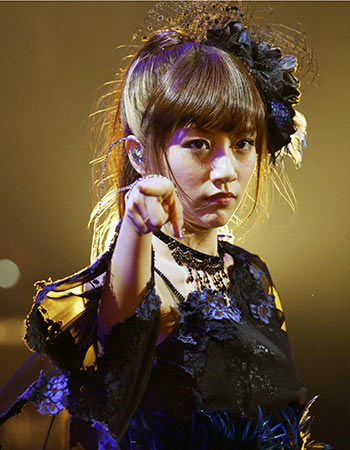 秋元康「（AKB48高橋みなみは）アイドルより政治家向きで、いつかなるべき』→高橋「政治家にはなりません」