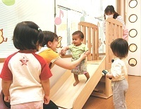 三井物産に住友商事…　商社の「社内保育所」ブーム 