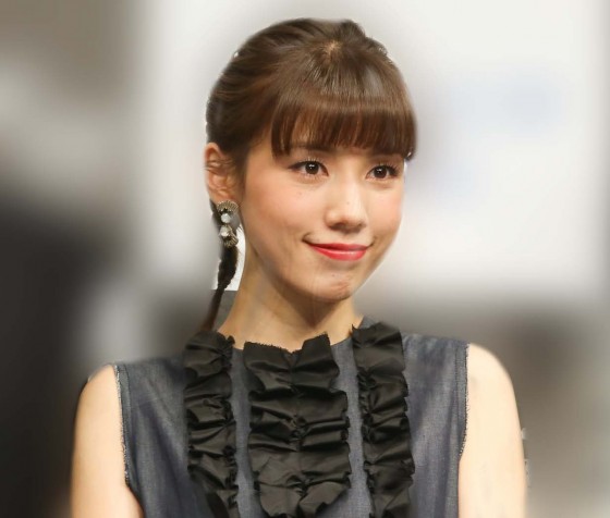 仲里依紗、イケメン父との幼少期写真公開！DNAのすごさが話題に