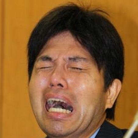 泣いている人を見かけたことがある方