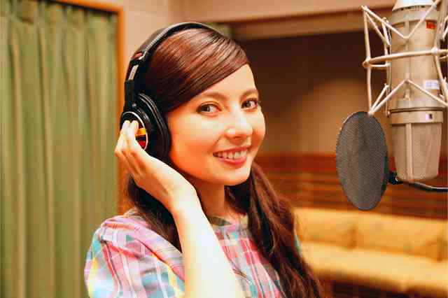 ベッキー　声が出なくなり心痛…子どものあいさつに応えられず