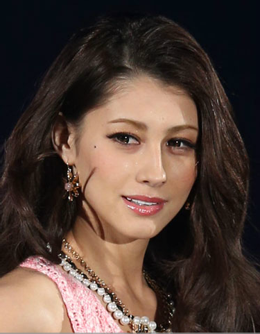 ダレノガレ明美、父に500万円超の新車プレゼント…現金で一括購入
