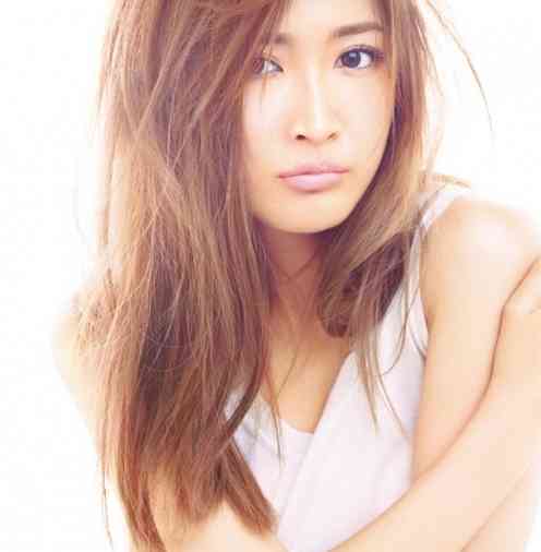 目が離せない！ どんどん美しくなっていく紗栄子さんの色っぽbody