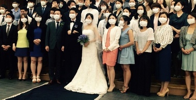 マスク姿の結婚式写真、韓国MERS不安の象徴に　写真1枚　国際ニュース：AFPBB News