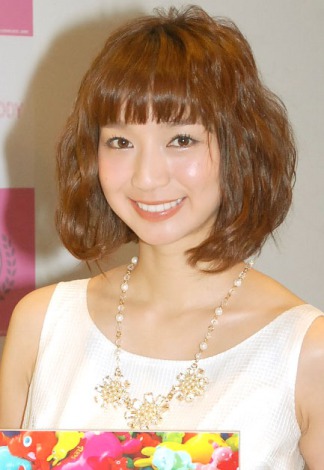 芹那、“焼き鳥”写真の投稿が大炎上！　関ジャニ∞・大倉忠義ファンが「交際アピールやめて」