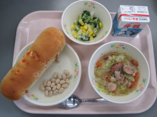 小学校の給食あるある