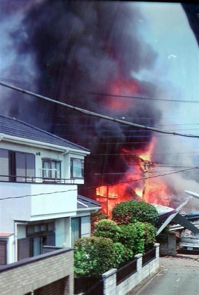 【東京・調布小型機墜落】日本エアロテック会見　事故機は「機体トラブルないと確信」　機長は会社設立し操縦訓練の事業（1/2ページ） - 産経ニュース