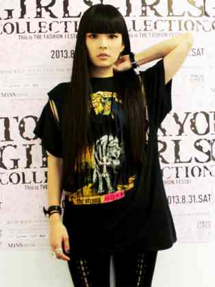 ロングヘアがトレードマークの女性芸能人