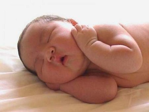 妊娠中の増加体重と生まれた赤ちゃんの体重