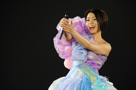 宇多田ヒカルが第１子出産を発表「穏やかな男の子」
