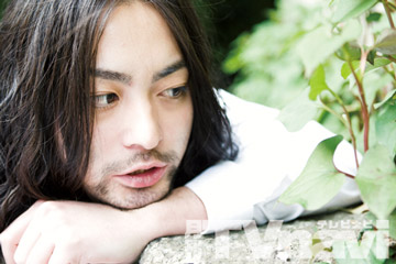 この顔は好き？嫌い？プラス・マイナスで選択