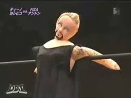 男性の筋肉画像