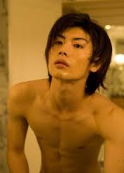 男性の筋肉画像