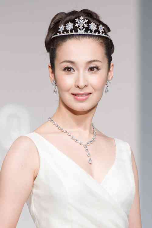 宝塚OGの美人画像