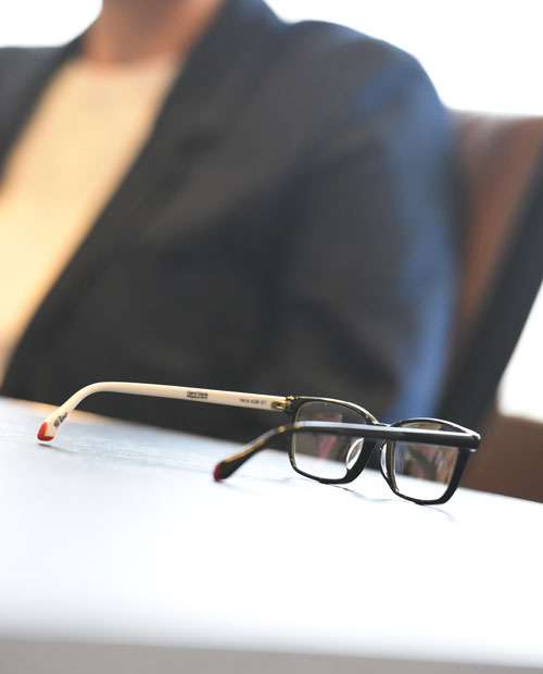 じわじわ増える「嫌婚派」　結婚は「人生に重りつける」の声