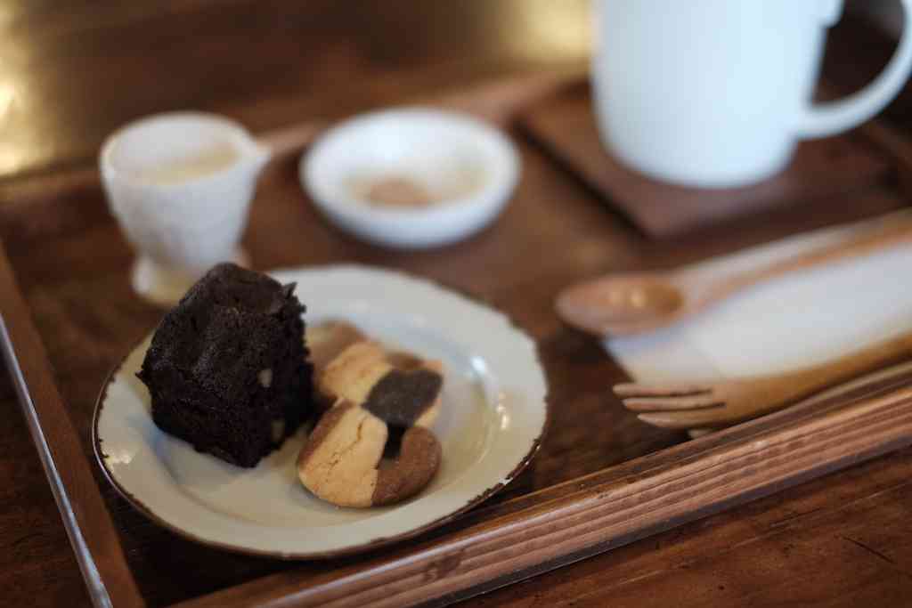 美容院で出された飴やチョコ、食べますか？