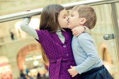 子供に恋愛を教えますか？
