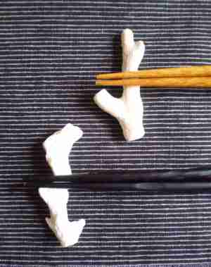 【下ネタ注意】“アレ”にしか見えないあなたは心が汚れている？　サンゴの箸置きが卑猥な件…