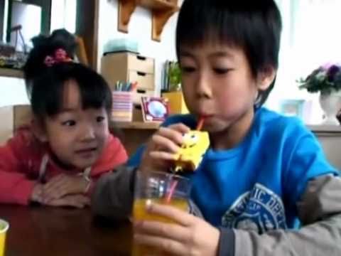ハッピーセットCM／スポンジ・ボブ「ナイト・オブ・ナイツ」篇.mp4 - YouTube