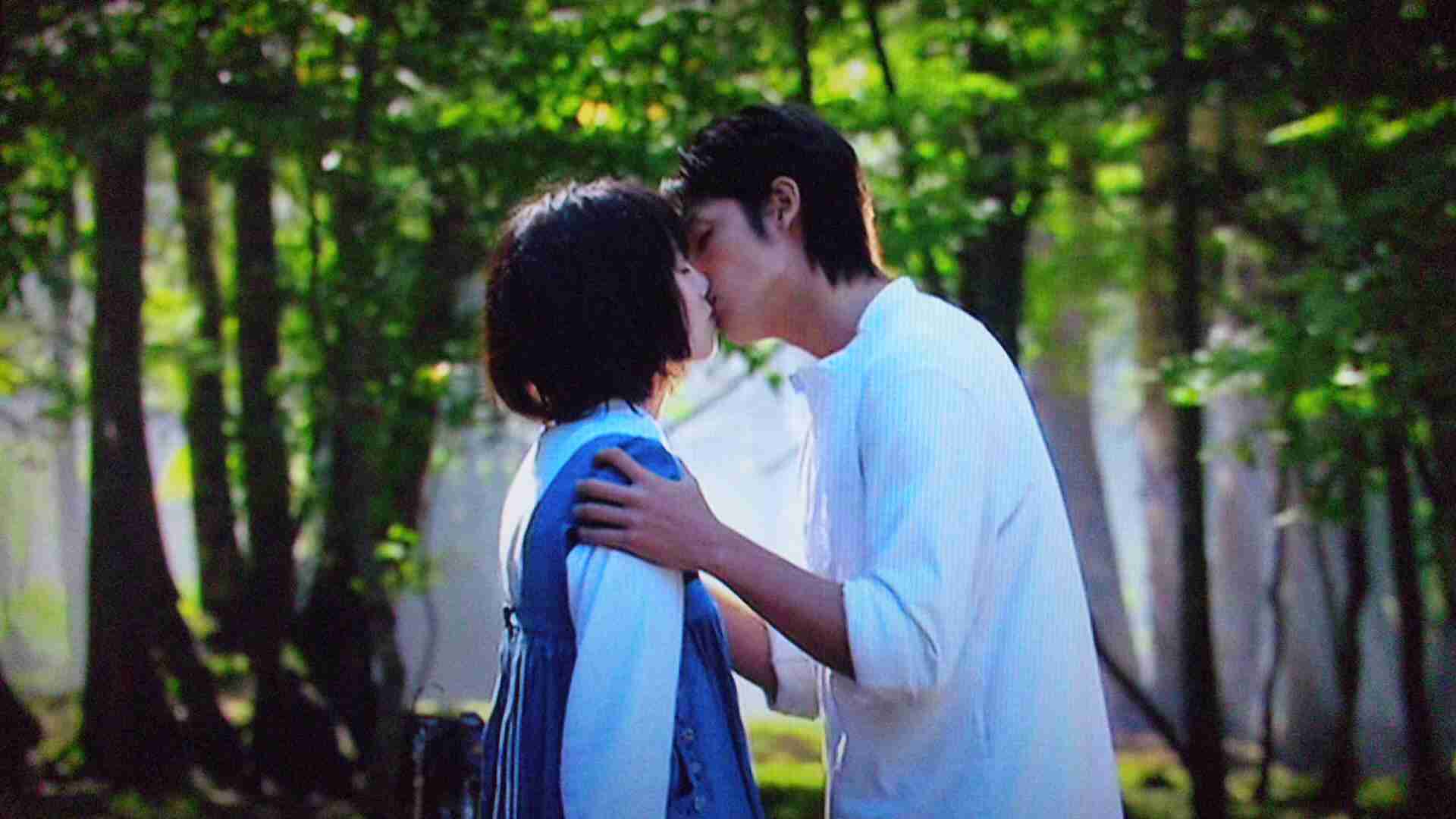 ドラマのキスシーンを貼ってキュンキュンするトピ
