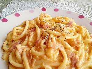 パスタより簡単！うどんdeカルボナーラ レシピ・作り方 by umenohanahana｜楽天レシピ