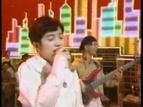 笑顔の行方 - YouTube