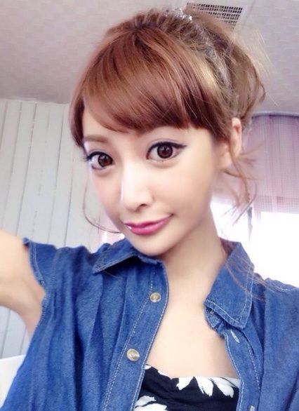 アップデート完了?!明日花キララさんの顔がまた変わったと話題に