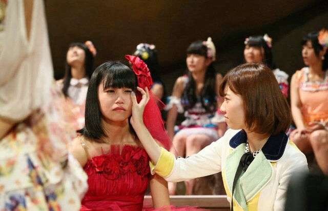 AKB48島崎遥香が暴言「20歳で手を繋いだこともない? レジェンドです」
